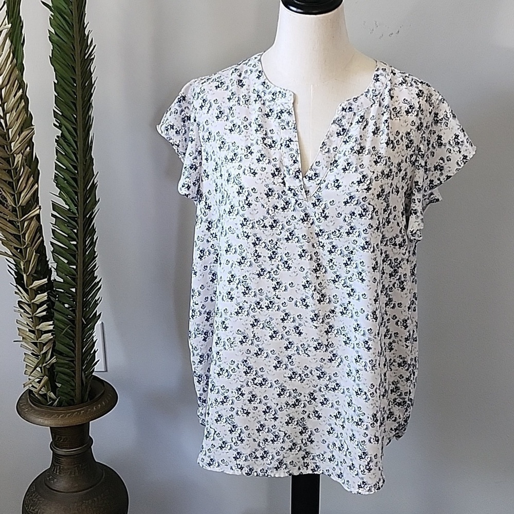 Adrianna Papell White Blouse with Blue Floral Print and Flutter Sleeves
